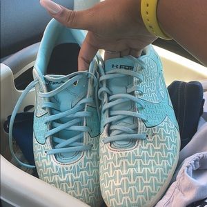 soccer cleats size 9.5